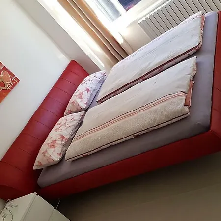 Hankenstrasse Apartment *